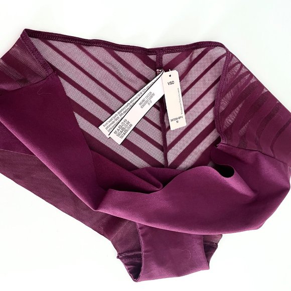 Victoria's Secret No Show Sheer Chevron Back Hiphugger Panties Maroon/Purple M - Picture 1 of 7